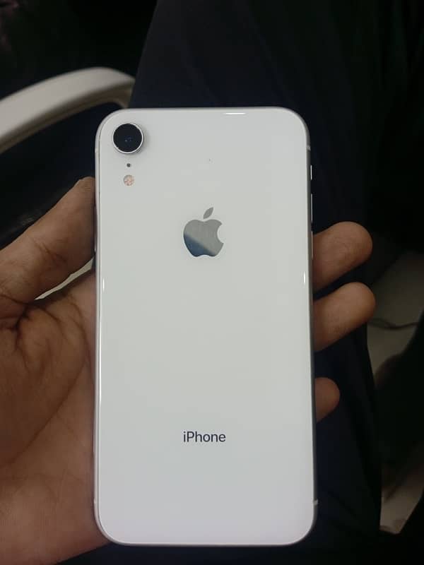 iPhone XR jv 1