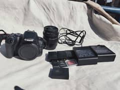 canon 200d kit lens 4 batteries 2 charger 64 GB card