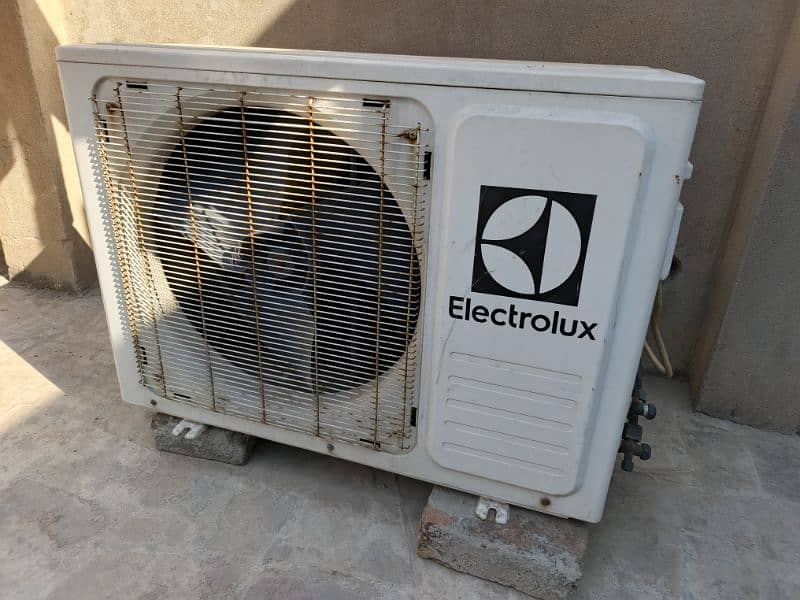 Electrolux 1.5 Split AC 4