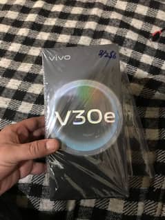 vivo v30e Box