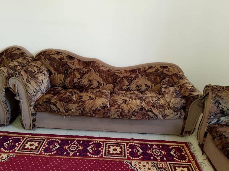 5 Seater Sofa 3