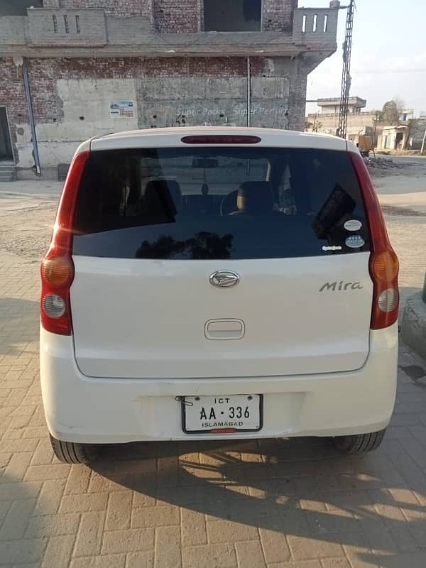 Daihatsu Mira 2010 2