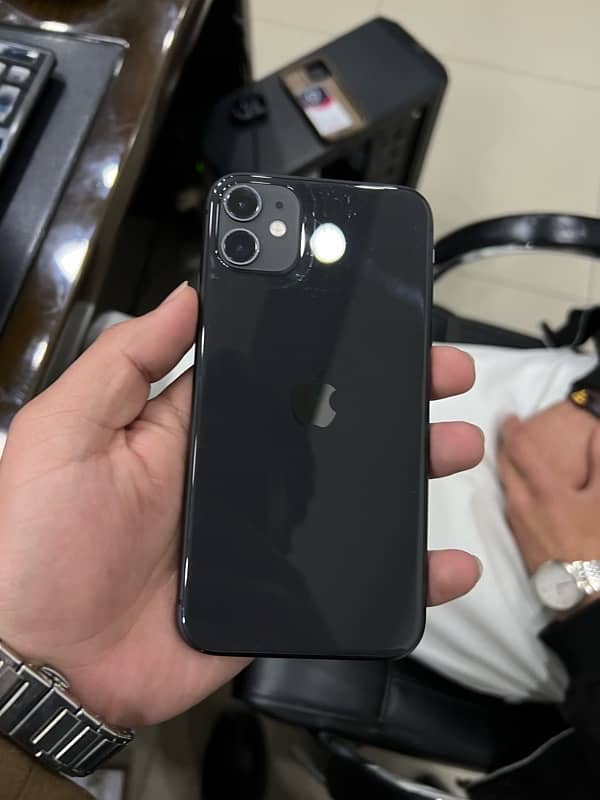 iphone 11 urgent sale 6