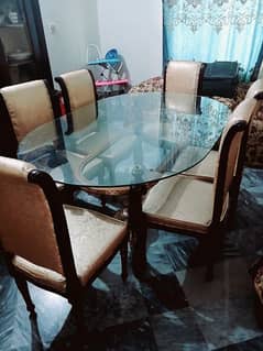 Dining table bilkul new h use b ni hua