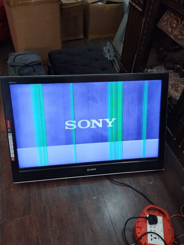 Sony Bravia 40" LCD 1