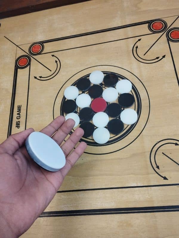 Carrom board 28 by 28 4