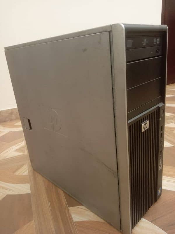 Gaming pc HP Z400-DIMM work station 1