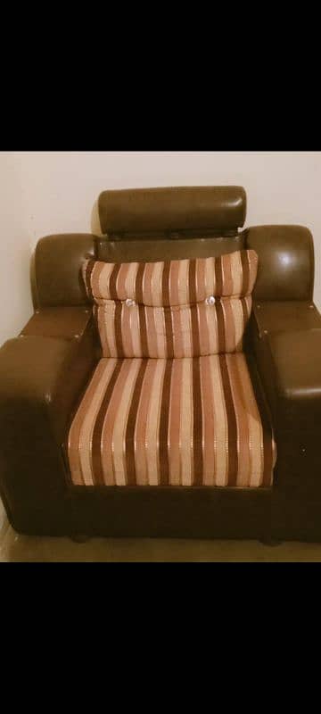 good condition 6 seater sofa set for sale 0