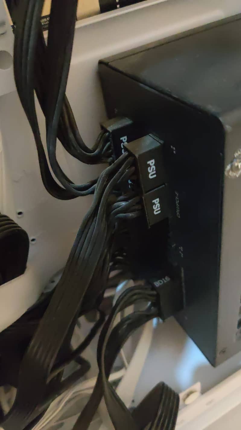 Deepcool pq 1000 Gold 3