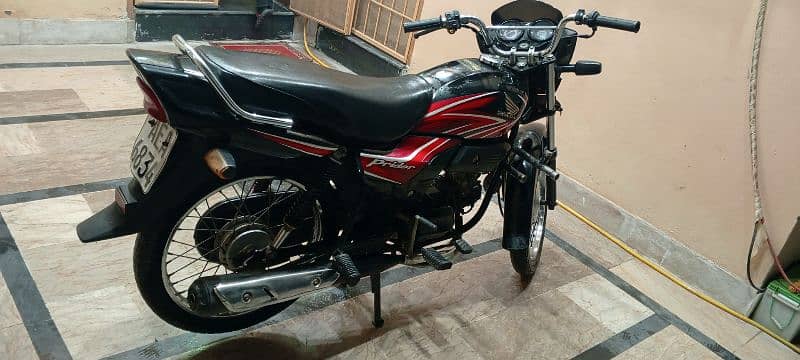 Honda 100 pridor 1