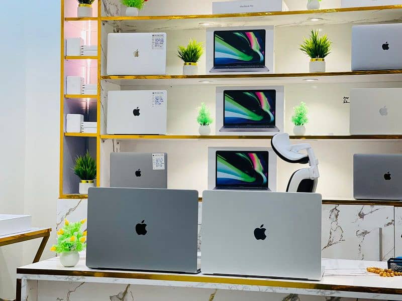 Macbook Pro,Air M1 M2 M3 M4 13 14 15 16 inch 16,32Gb Ram256,512,1Tbssd 0
