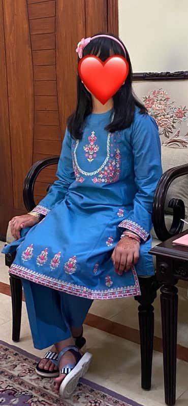 Eid shalwaar kameez 0