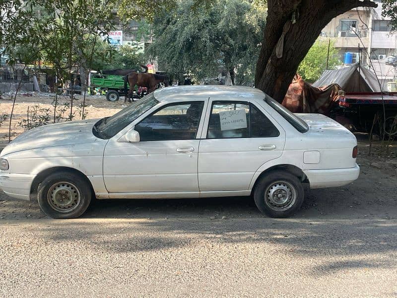 Nissan Sunny 1990 3