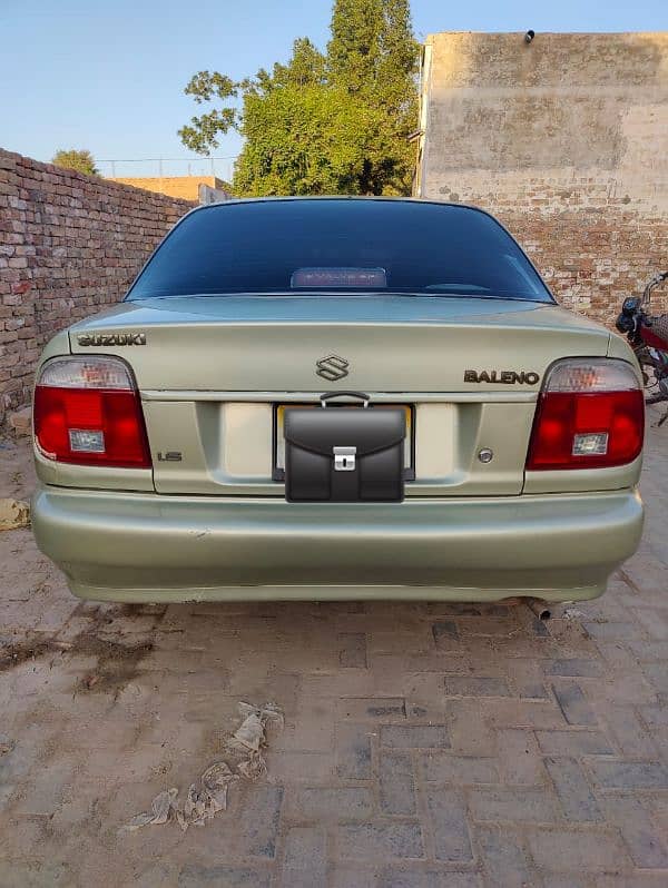 Suzuki Baleno 2001 3