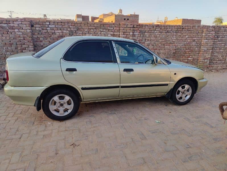 Suzuki Baleno 2001 10