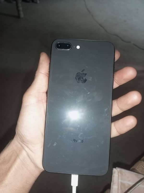 iPhone 8plus 2