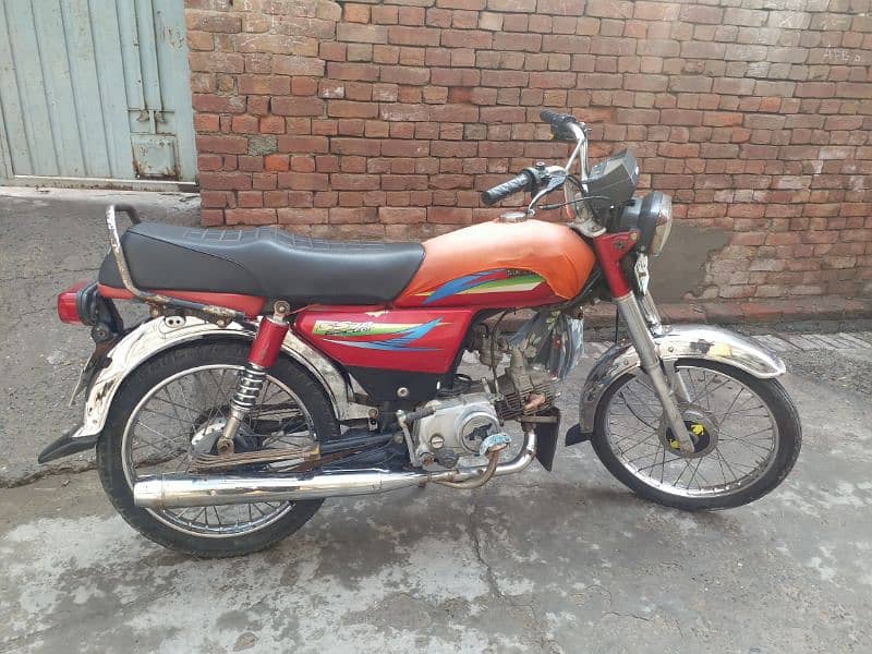 SUPER STAR 2018 MODEL ALL OK NO ENGINE OPEN 0