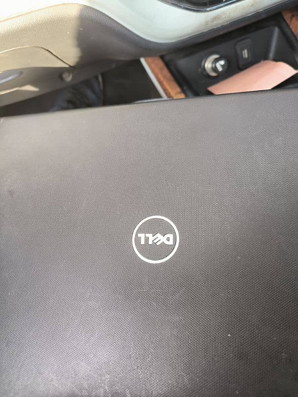 Dell i7 7500u 7th Gen 1