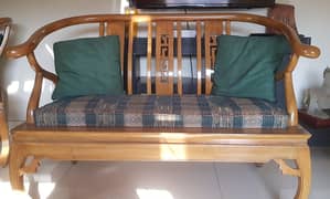 Wooden, Cushions