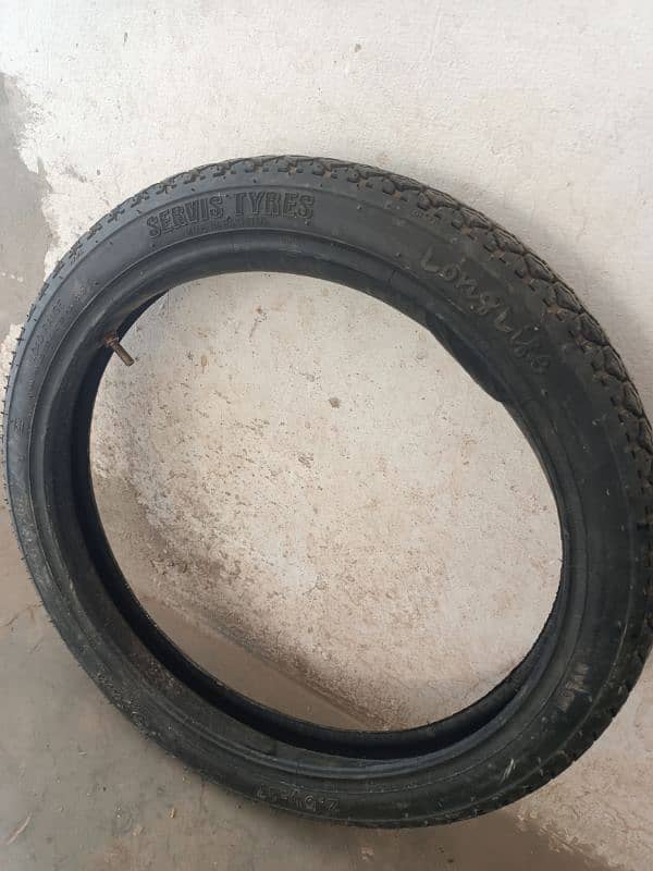 Service tyre CD 70 1