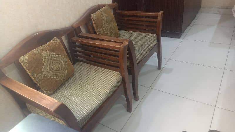 2 seater sofa for sale 3