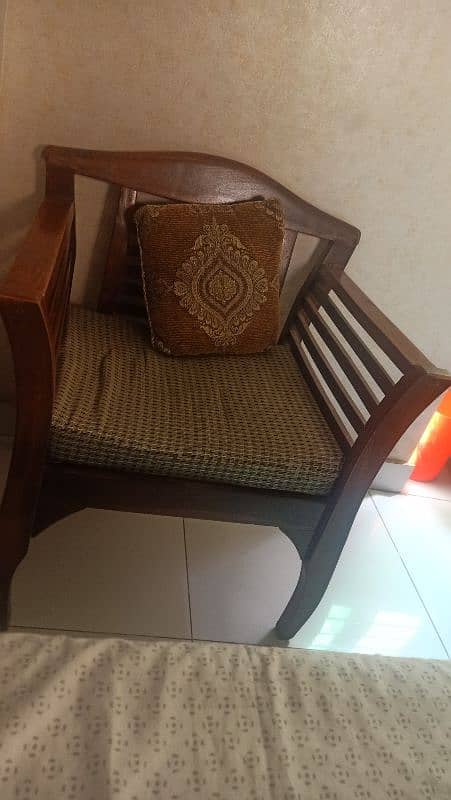 2 seater sofa for sale 4