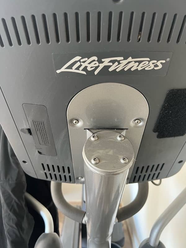 Life Fitness 3