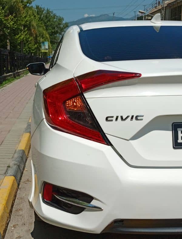 Honda Civic Oriel 2020 6