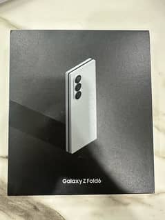 Samsung Z Fold 6 Box pack