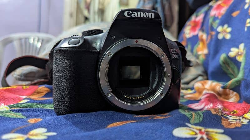 Canon 1300d only body 3