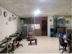 Area 950 Square Feet Office Available For Rent Real Pictures In Main Boulevard Road Gulberg 3 Lahore