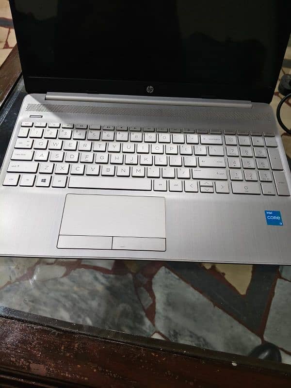 HP g4 11th gen 1