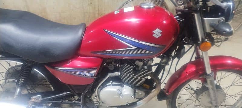 Suzuki GS 150CC 3