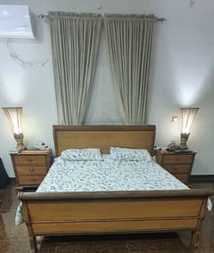 bed set / king size bed / wooden bed / luxury bed / bed for sale