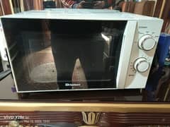 Dawlance microwave oven in lush condition