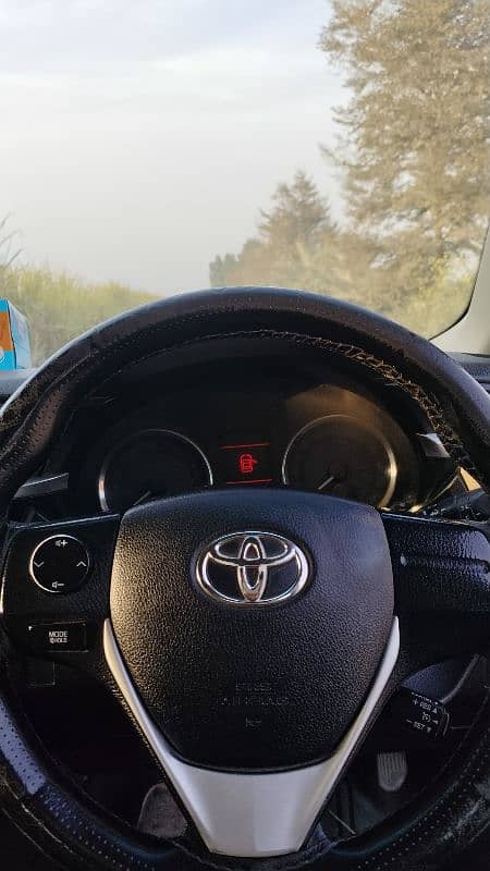 Toyota Corolla Altis Grande 2015 8