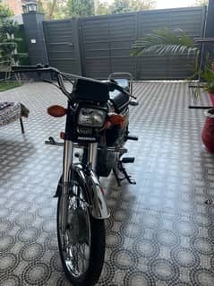 Honda Black 125