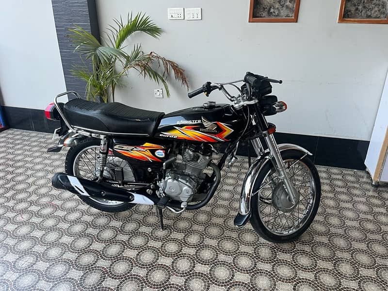 Honda Black 125 2