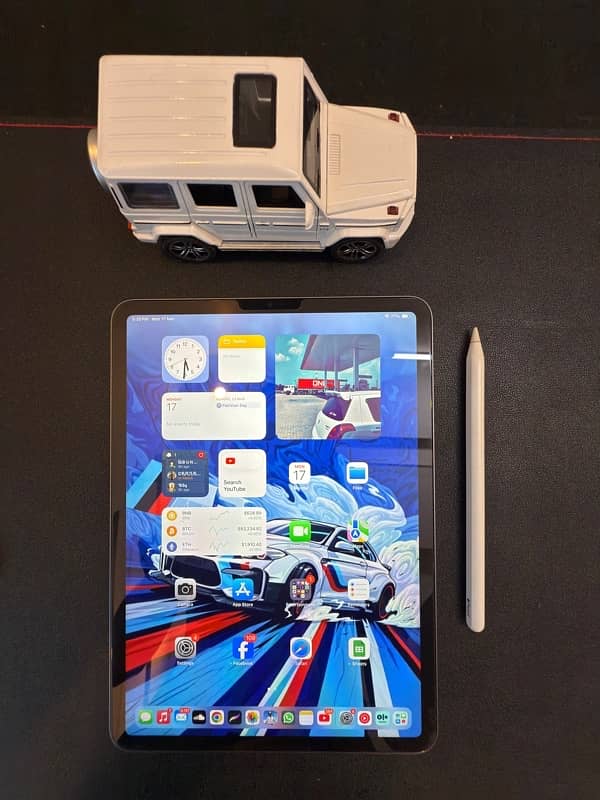 Ipad Pro m1 256gb 2021 (3rd Generation ) 11 inch With Keyboard /pencil 1