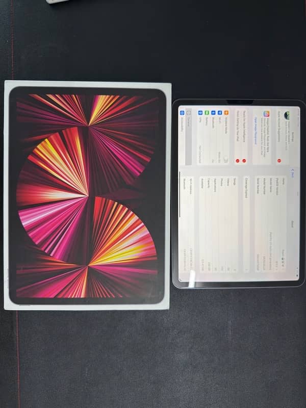 Ipad Pro m1 256gb 2021 (3rd Generation ) 11 inch With Keyboard /pencil 10