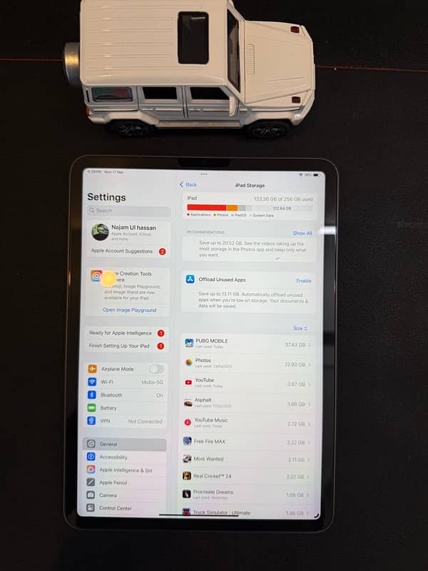 Ipad Pro m1 256gb 2021 (3rd Generation ) 11 inch With Keyboard /pencil 13