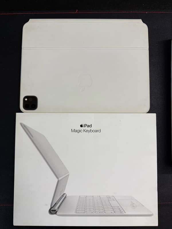 Ipad Pro m1 256gb 2021 (3rd Generation ) 11 inch With Keyboard /pencil 17
