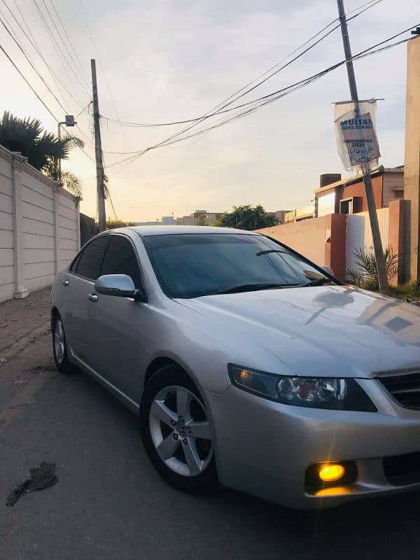 Honda Accord CL9 0