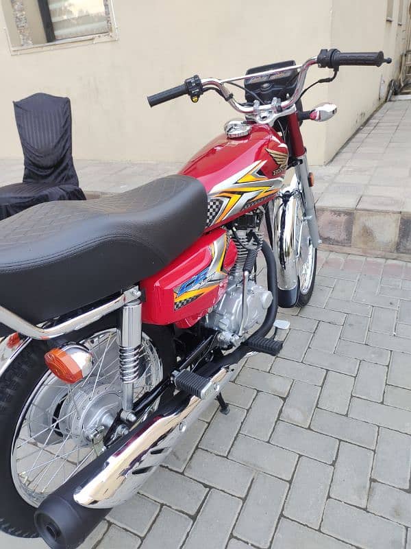 New Honda 125 4