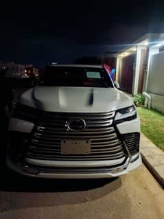 Lexus LX Series 2023