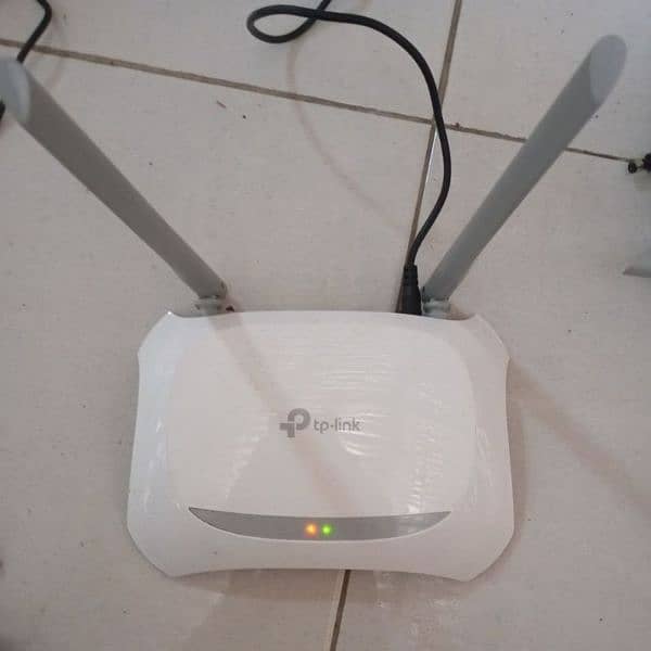 TPLINK WiFi Router 0