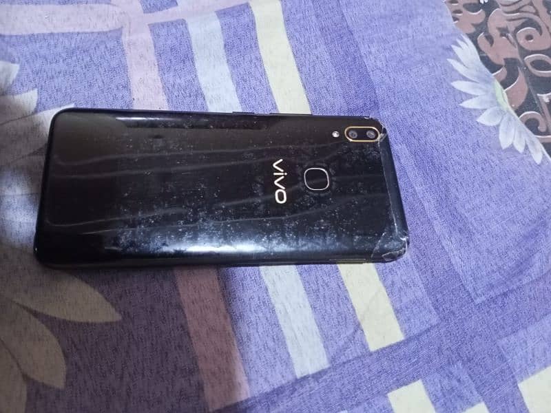 Vivo Y85 . r/64 6