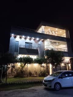 GROUND PLUS ONE HOUSE, PARK FACING, 70 FEET ROAD, GULSHAN-E-MAYMAR, Q1