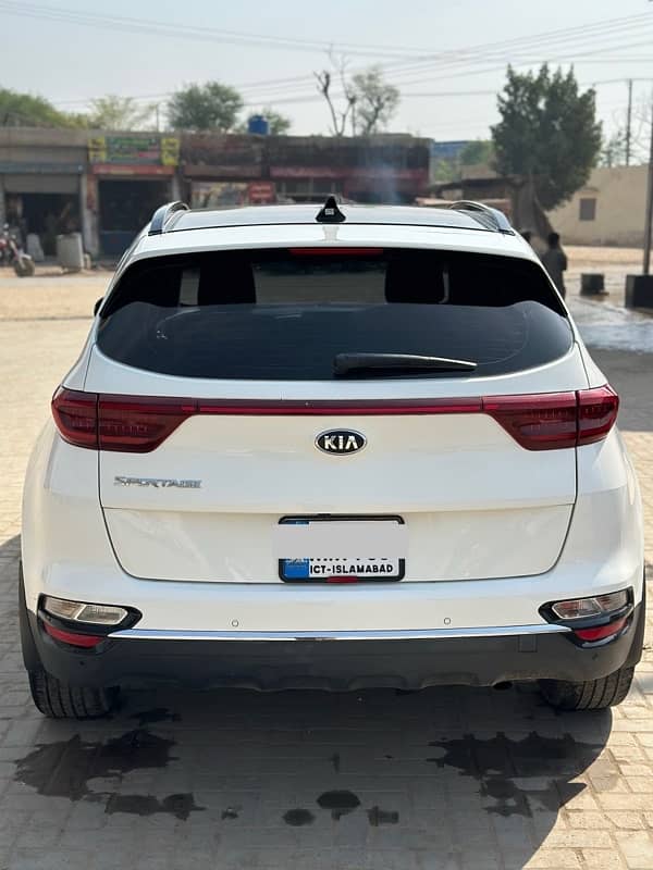 KIA Sportage 2022 AWD 2