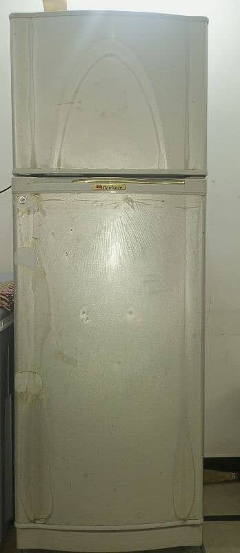 Dawlance refrigerator 0